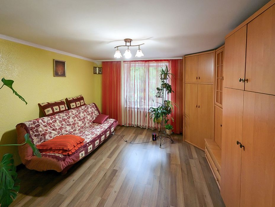Продам 2 кімнатну квартиру Автовокзал