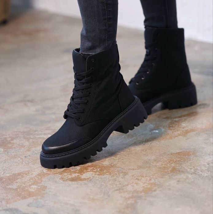 Ботинки 36р. Чоботи