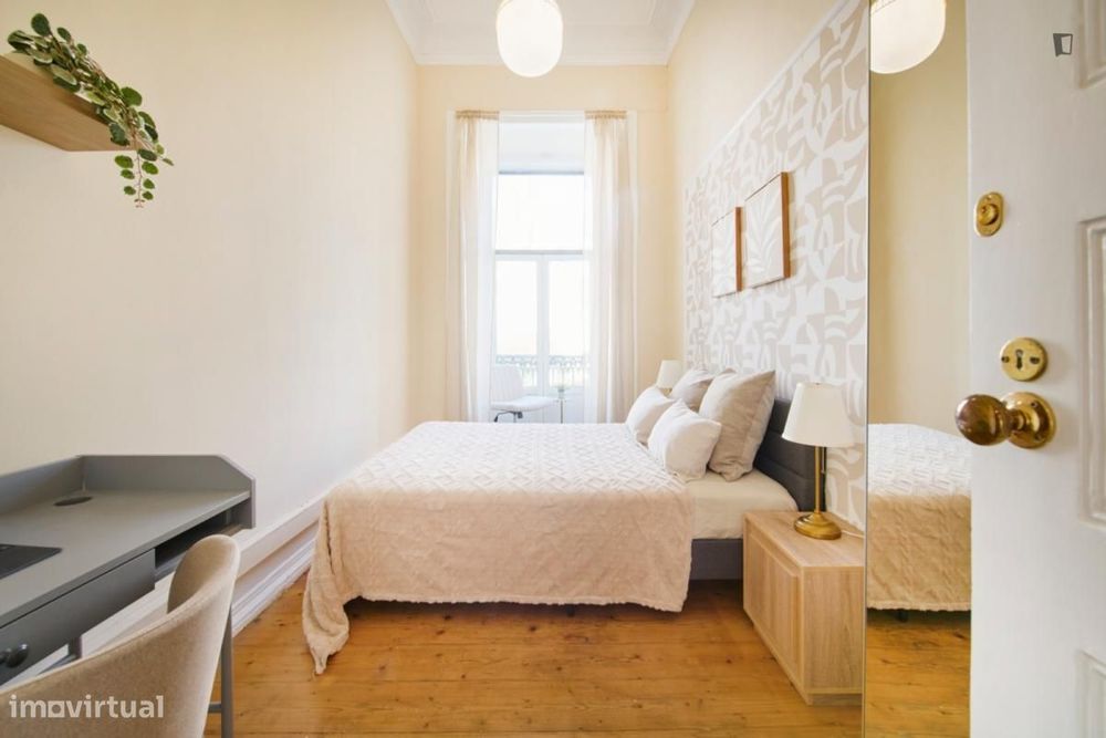 Quarto - localizado em Cais do Sodré Lisbon