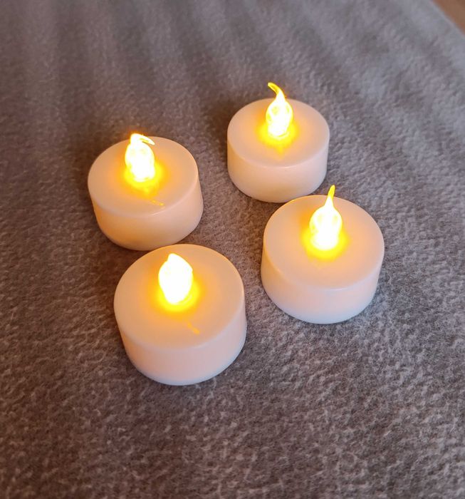 Tealight LED podgrzewacze na baterię 4 sztuki (nowe baterie)