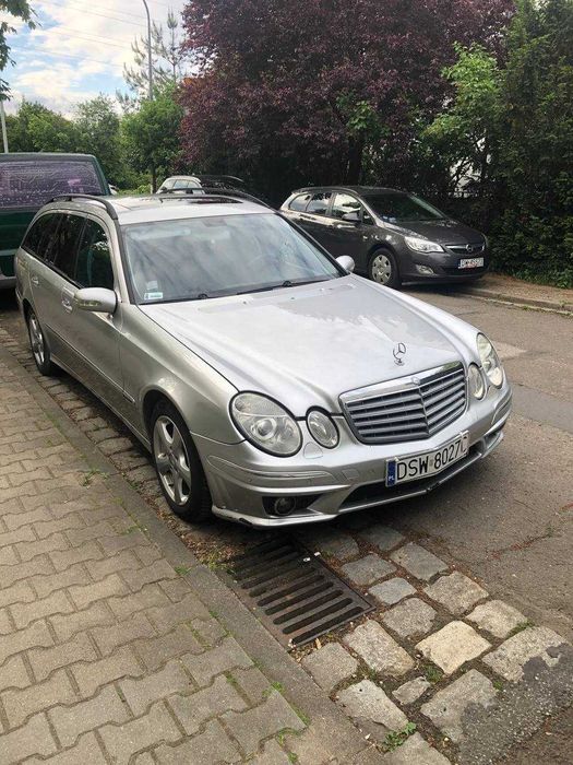 Mercedes-Benz E-211 3.2 CDI