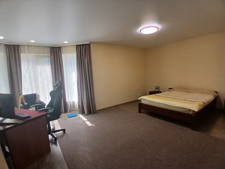 Будинок з ремонтом для сім'ї