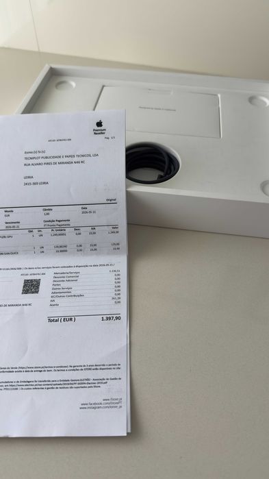 Apple Macbook Air M5 512GB 100% "azul" + todos os acessórios e fatura. Aceito trocas/retomas