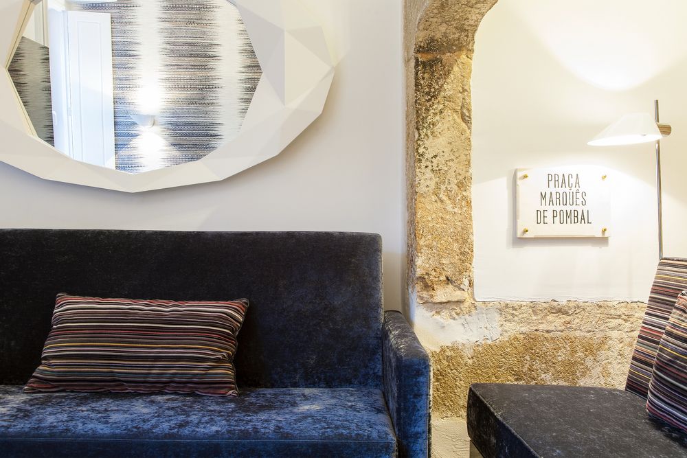 Sofá cinza com costas rebatíveis - excelente estado