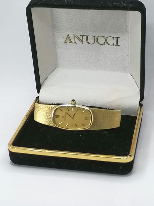 Золотые часы Zenit Movado: 208 800 грн. - Наручные часы Песочин на Olx