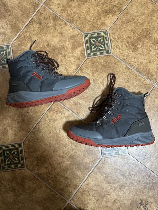 Ботінки Fila на гортексі
