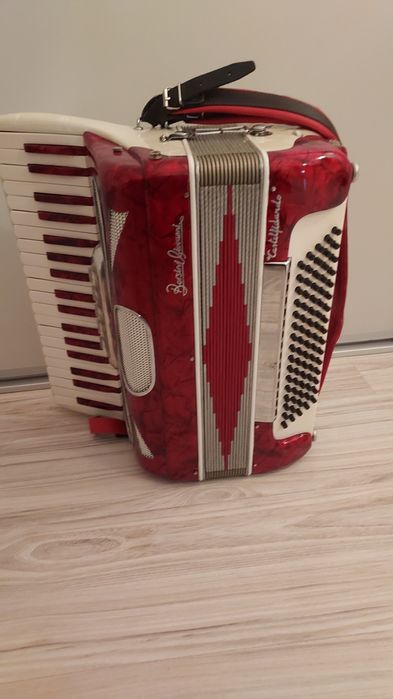 Akordeon Borsini 80 basowy