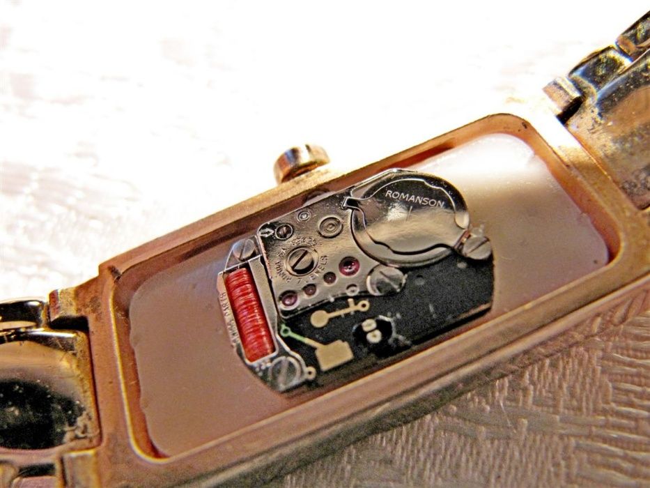 Часы женские кварцевые "ROMANSON RM 0219L", новые