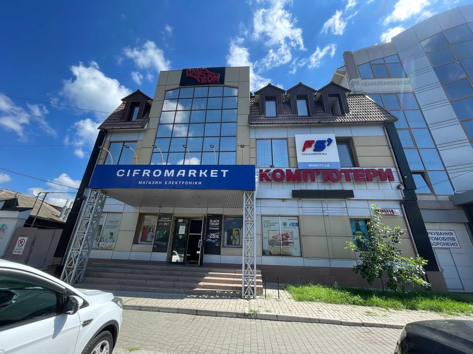 Центр Садовая отдельно стоящее здание  660м фасад цена 590 тыс.у.е.