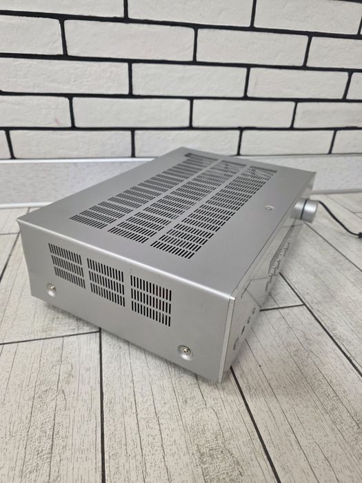 AV-ресивер Yamaha R-S202D