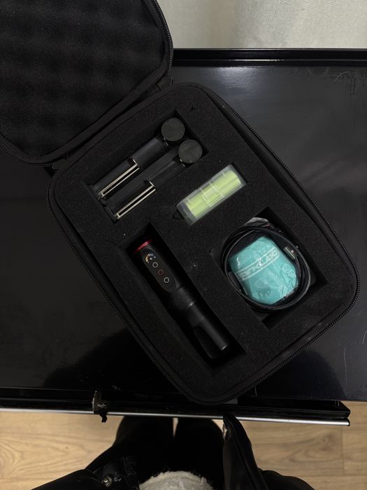 Maquina de tatuagem FKIRONS ONE + Material