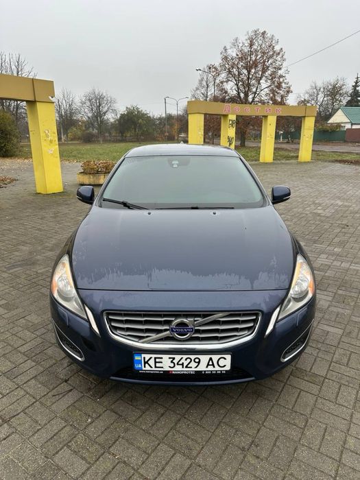Volvo S60 2013 року