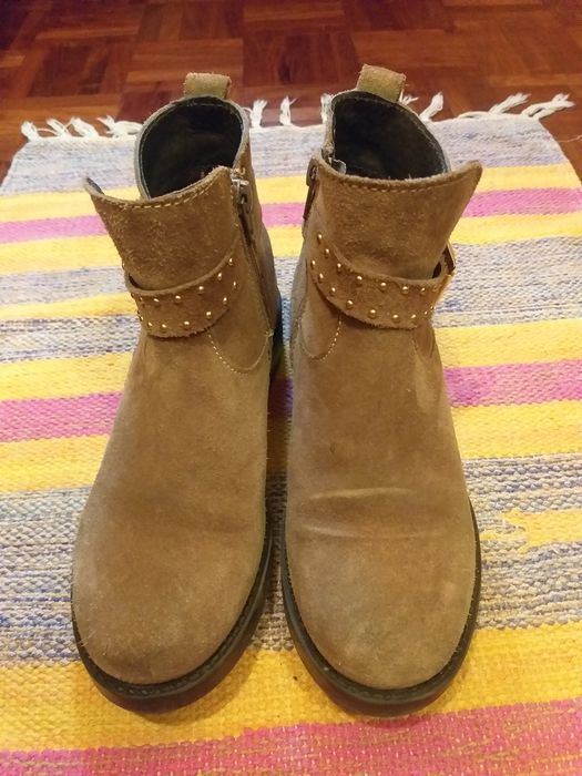 Botas camel em camurça n.35