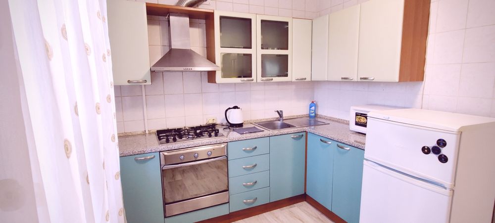 Подобово метро Шулявська однокімнатна