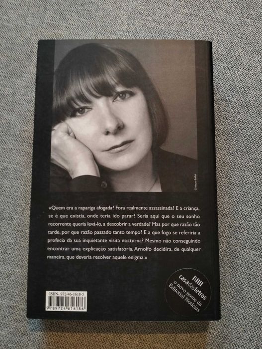 Livro "O senhor do falcão" de Valeria Montaldi