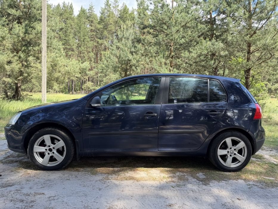 Продам Volkswagen Golf 5, Мрі 1,6/газ
