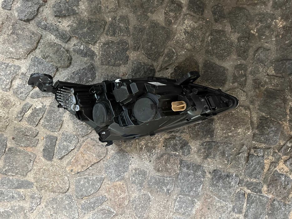 Otica Direita + Otica Esquerda Peugeot 308