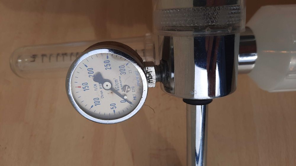 reduktor do tlenu medycznego Farum A-36, zestaw do tlenoterapii