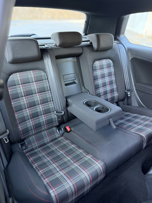 Volkswagen Golf — fotografia 7