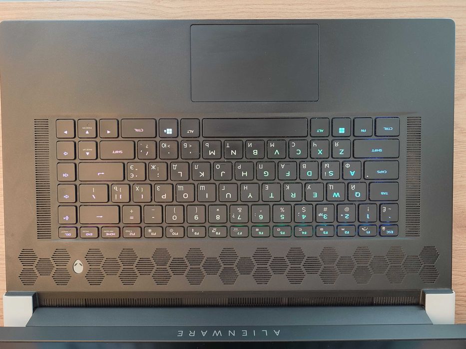 Ноутбук Alienware x17 r2 i9-12900hk 3080ti 16gb 64гб RAM 1TB SSD