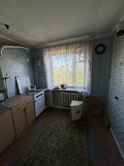 Продається двокімнатна Чешка