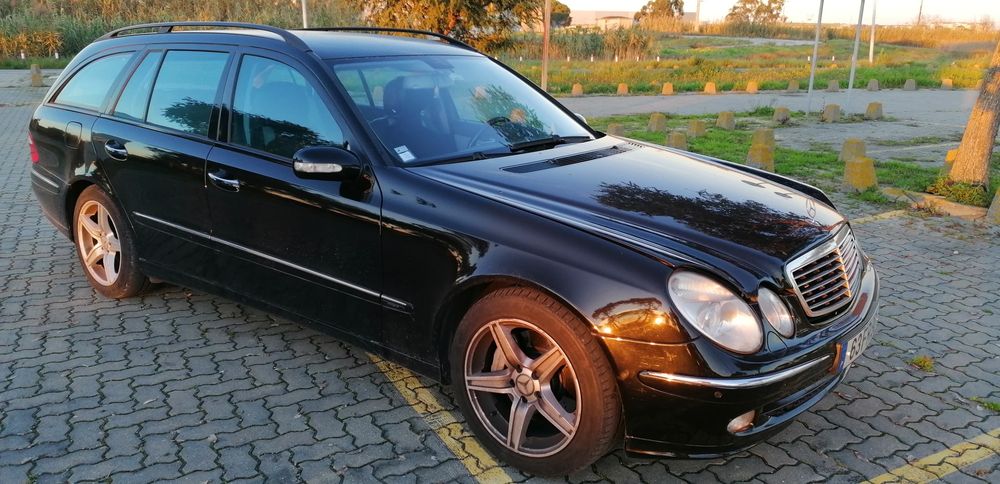 Mercedes E320 V6