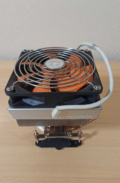 Кулер Thermaltake Big Typhoon 120 VX