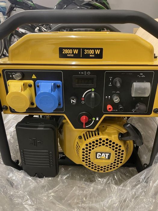 Генератор  3100W  CATERPILLAR RP3100!!