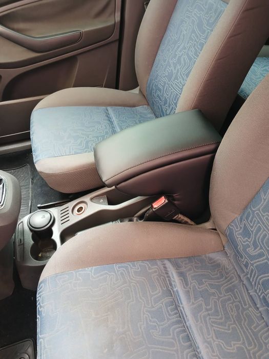 Подлокотник Skoda/Volkswagen/Audi/Fabia/Octavia/Passat/Golf