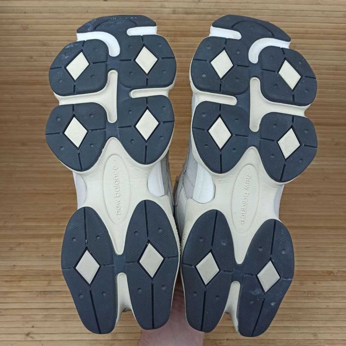 Кросівки New Balance 9060 Розмір 44 (28 см.)