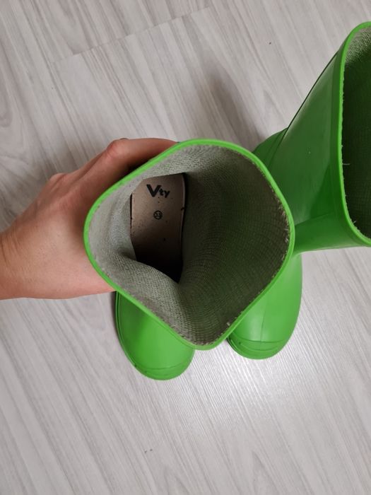 Резиновые сапоги, резиновые сапожки