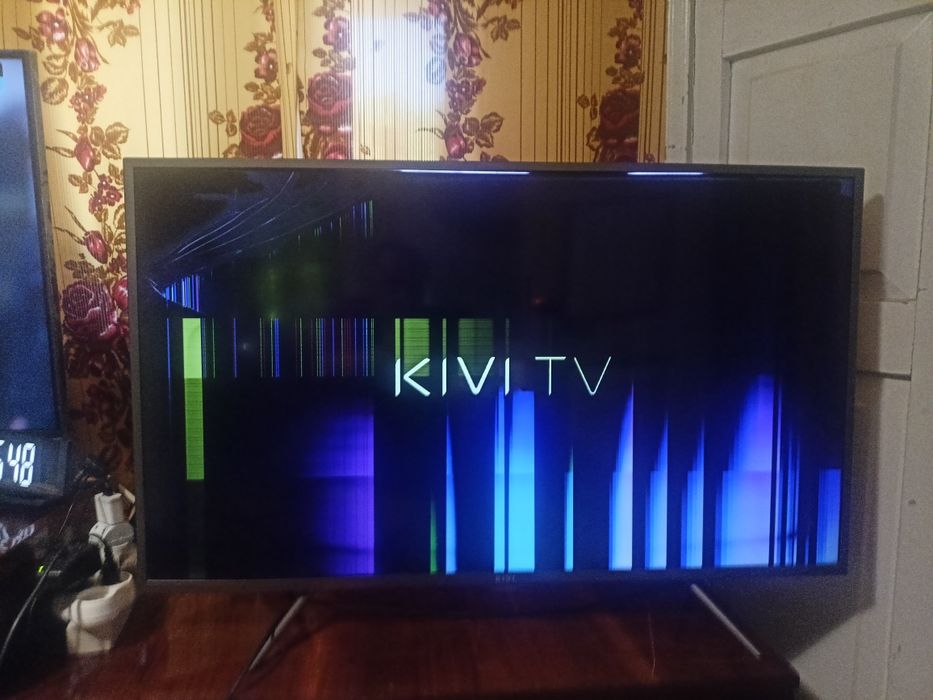 продам телевізор на запчастини Kiwi40fk32g