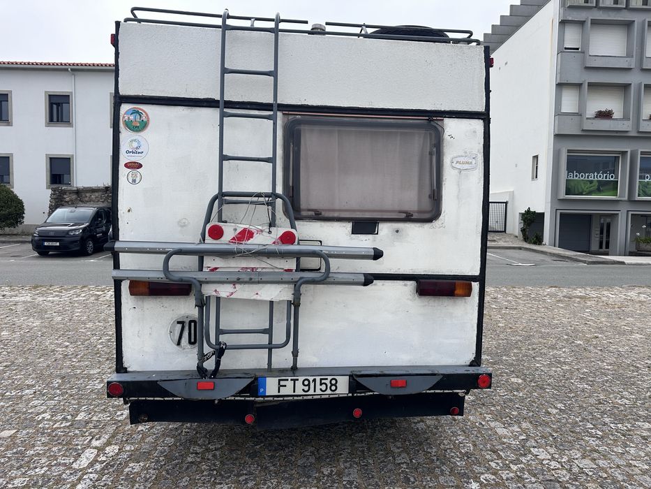 Autocaravana Ford