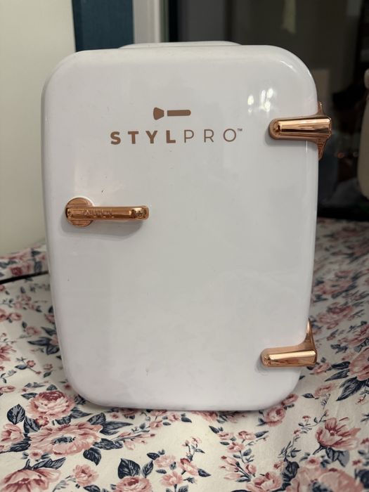 Lodówka kosmetyczna