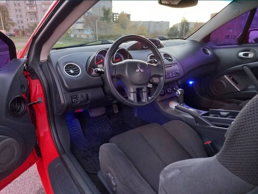 Продам своє авто Mitsubishi Eclipse