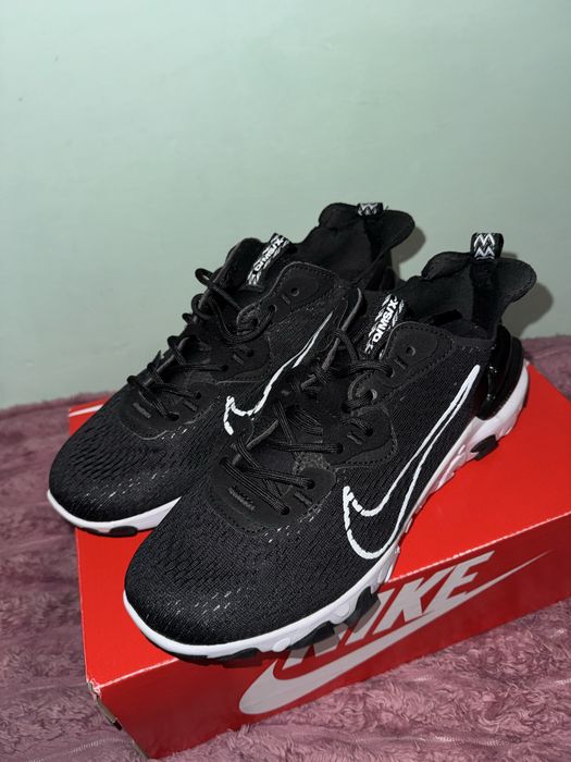 Nike  react