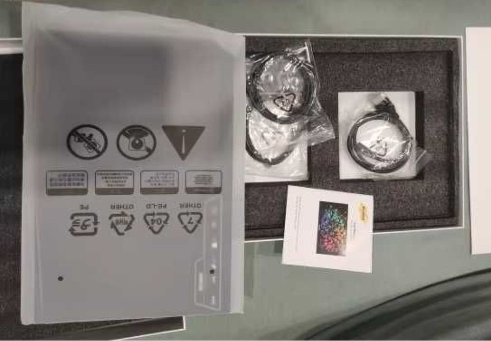 WUAWE 16-дюймовий портативний ігровий монітор 60 Гц