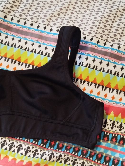 Tchibo Biustonosz Sportowy, Mocne Podtrzymanie, Czarny