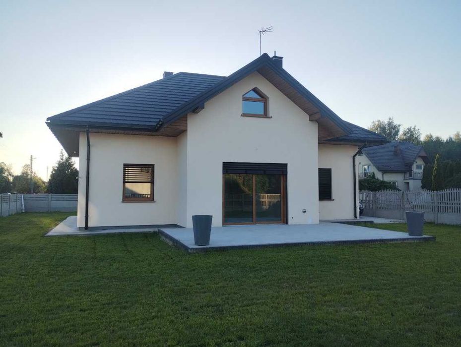 Dom wolnostojący na sprzedaż