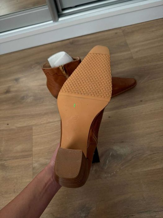 стильные демисезонные ботильоны ботинки козаки полусапожки 38 размер