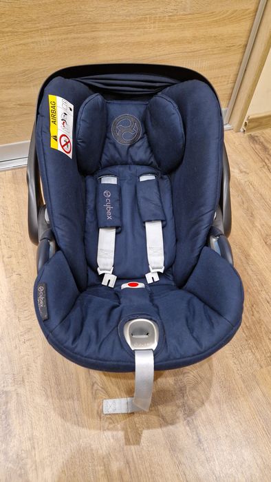 Fotelik Cybex Cloud Z I-size + baza obrotowa do fotelika
