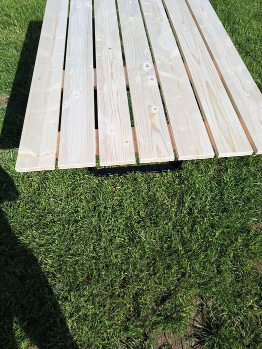 Sprzedam stół ogrodowy stól metalowe nogi