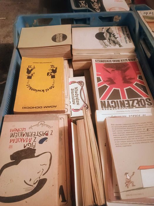Stare książki sprzedam