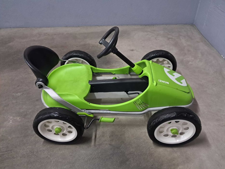 Carro Pedais Chillafish GoKart Monzi verde