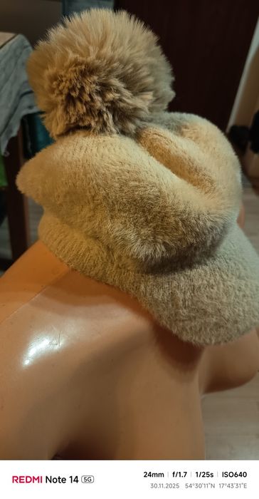 Czapka z daszkiem zimowa alpaka