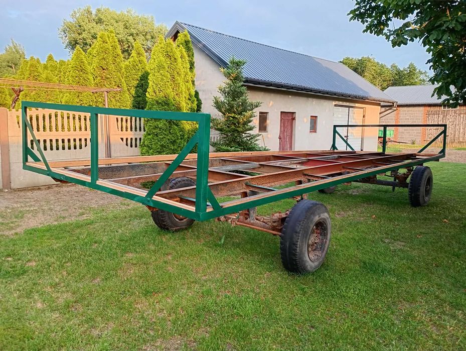 Sprzedam przyczepę do balotów