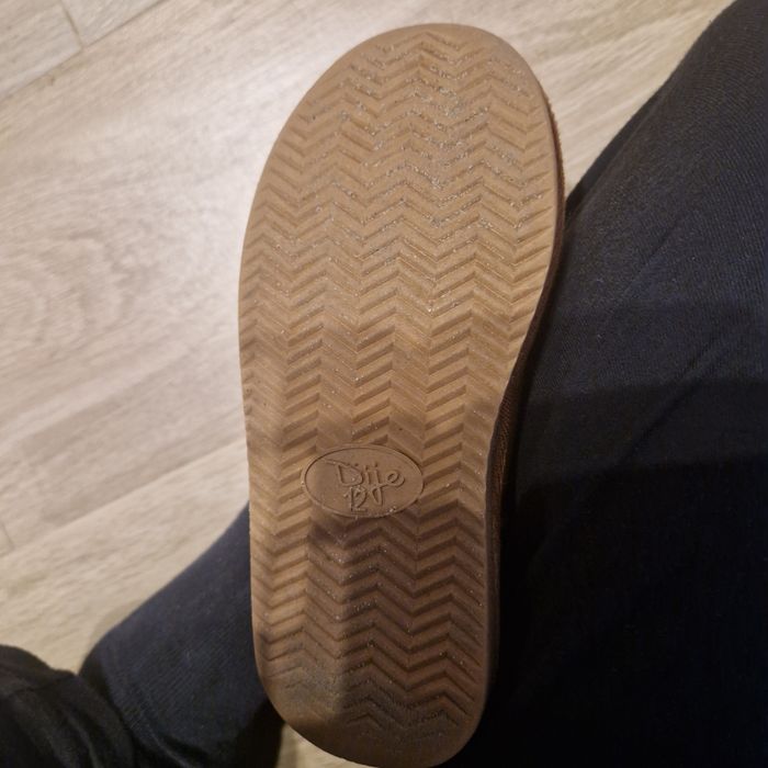 Kozaki, buty zimowe, śniegowce dla dziewczynki 26,27