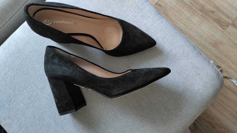 Buty na obcasie, rozmiar 37