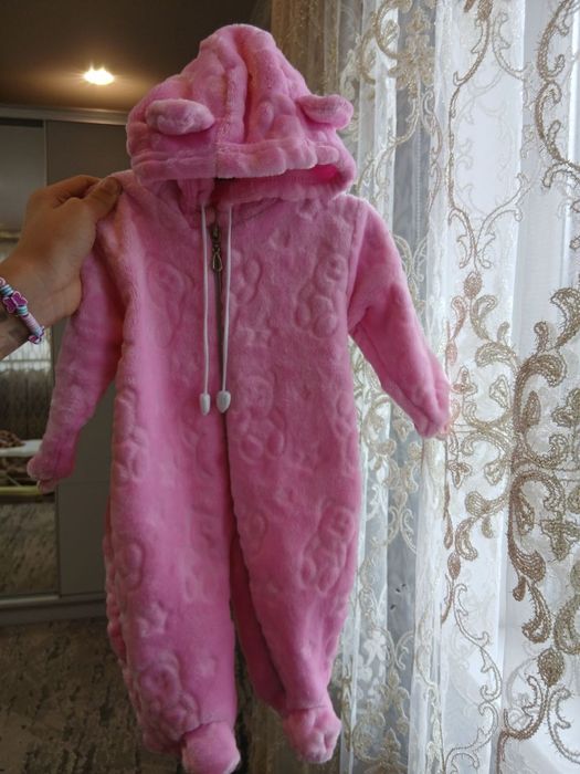 Продам чоловічок для дівчинки.