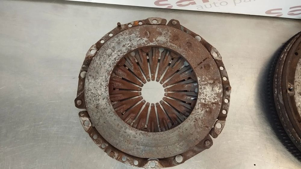 VOLANTE BIMASSA COM EMBRAIAGEM AUDI A4 B5 / VOLKSWAGEN PASSAT 1.9TDI